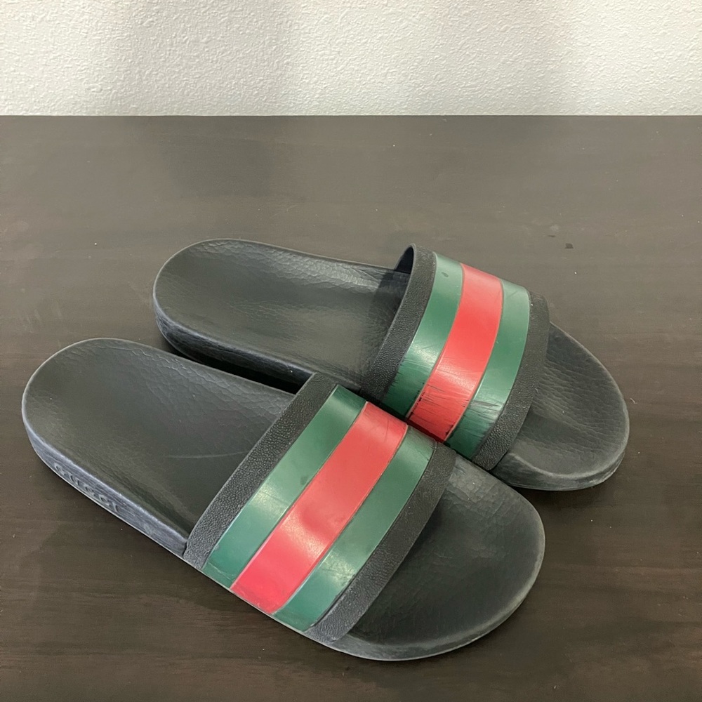 Gucci slides